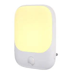 LAMPKA NOCNA LED Z CZUJNIKIEM RUCHU I ZMIERZCHU DO GNIZADKA KONTAKTU 2 SZT