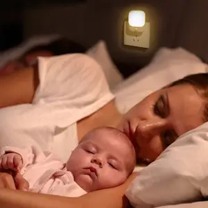 LAMPKA NOCNA LED Z CZUJNIKIEM RUCHU I ZMIERZCHU DO GNIZADKA KONTAKTU 2 SZT