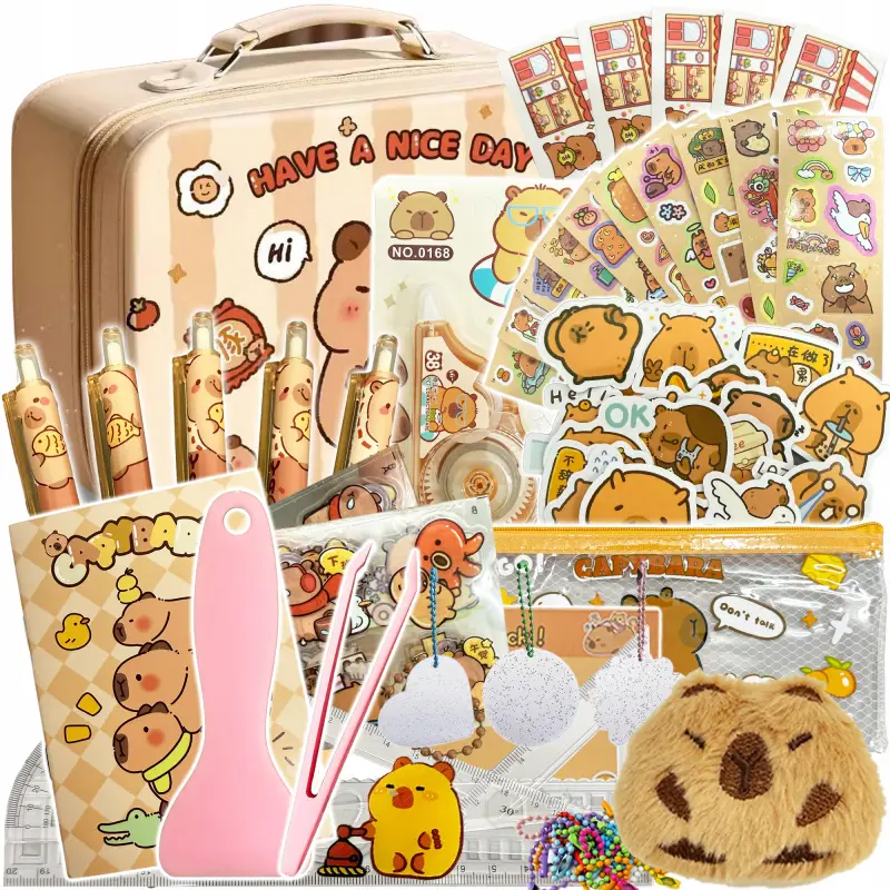 KAPIBARA ARTYKUŁY PAPIERNICZE W WALIZCE MEGA ZESTAW XXL KARTECZKI GUMKI