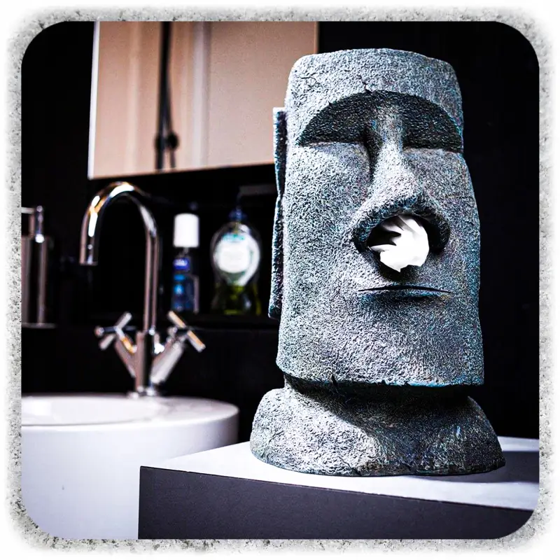 POJEMNIK NA CHUSTECZKI FIGURKA MOAI ŻYWICA 32 CM DEKORACJA DYSPENSER LOFT