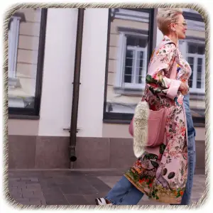 BRELOK ZAWIESZKA PUCHATY OGON BRELOCZEK WILK LIS FUTRZAK OZDOBA KLUCZY 45cm