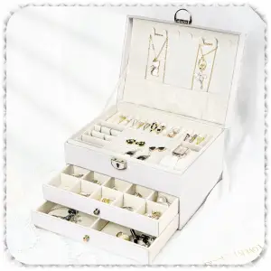 BIAŁA SZKATUŁKA NA BIŻUTERIĘ NA KLUCZYK ORGANIZER KUFEREK NA DZIEŃ KOBIET