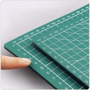 MATA DO CIĘCIA SAMOGOJĄCA A4 MODELARSKA TECHNICZNA DWUSTRONNA 22 x 30