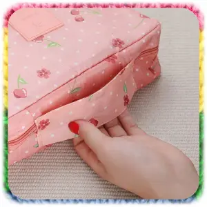 ZESTAW DO SZYDEŁKOWANIA WŁÓCZKA SZYDEŁKA 58 EL. ZNACZNIKI AKCESORIA Z ETUI