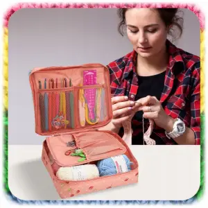 ZESTAW DO SZYDEŁKOWANIA WŁÓCZKA SZYDEŁKA 58 EL. ZNACZNIKI AKCESORIA Z ETUI