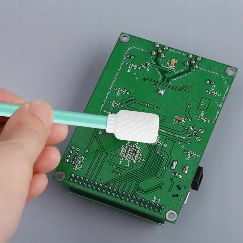 PATYCZKI DO CZYSZCZENIA GŁOWIC ELEKTRONIKI OPTYKI BEZPYŁOWE 100 SZTUK 122MM