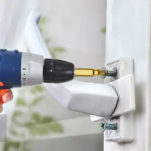 WYKRĘTAKI DO URWANYCH ZERWANYCH ŚRUB SZPILEK WKRĘTÓW 6szt ZESTAW + ETUI