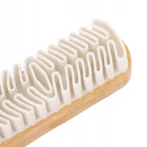 SZCZOTKA GUMOWA DO CZYSZCZENIA ZAMSZU I NUBUKU