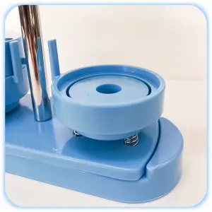 MASZYNA DO ROBIENIA PRZYPINEK ZESTAW 405 EL PRASA 100 PINÓW 58 MM NIEBIESKI