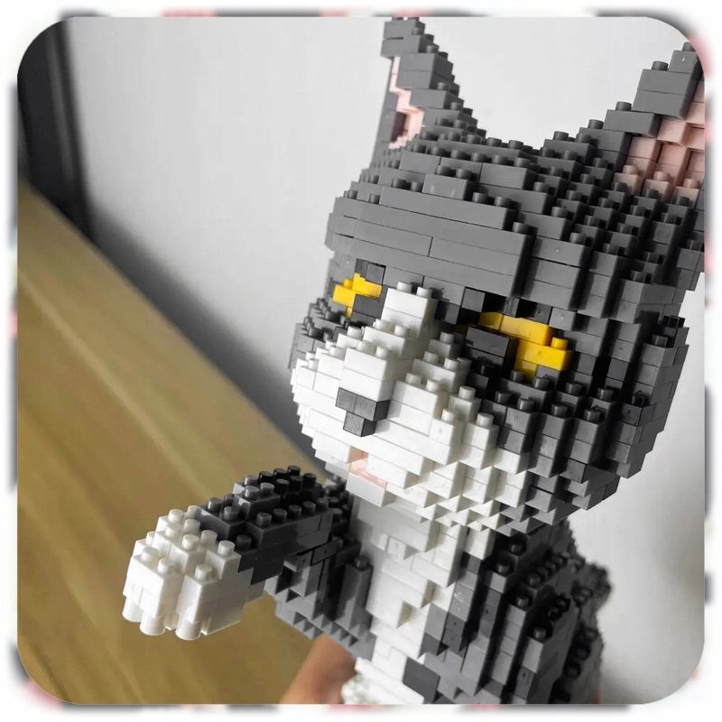 KLOCKI KONSTRUKCYJNE KOT SZARY KOTEK TABBY 1300 EL PREZENT ZESTAW KLOCKÓW