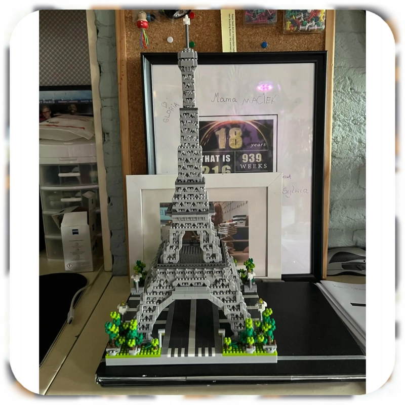 WIEŻA EIFFLA KLOCKI KONSTRUKCYJNE EIFFEL TOWER ZESTAW 2904 ELEMENTÓW XL