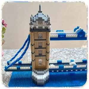 MOST LONDYŃSKI KLOCKI KONSTRUKCYJNE LONDON BRIDGE ZESTAW 1310 ELEMENTÓW XL